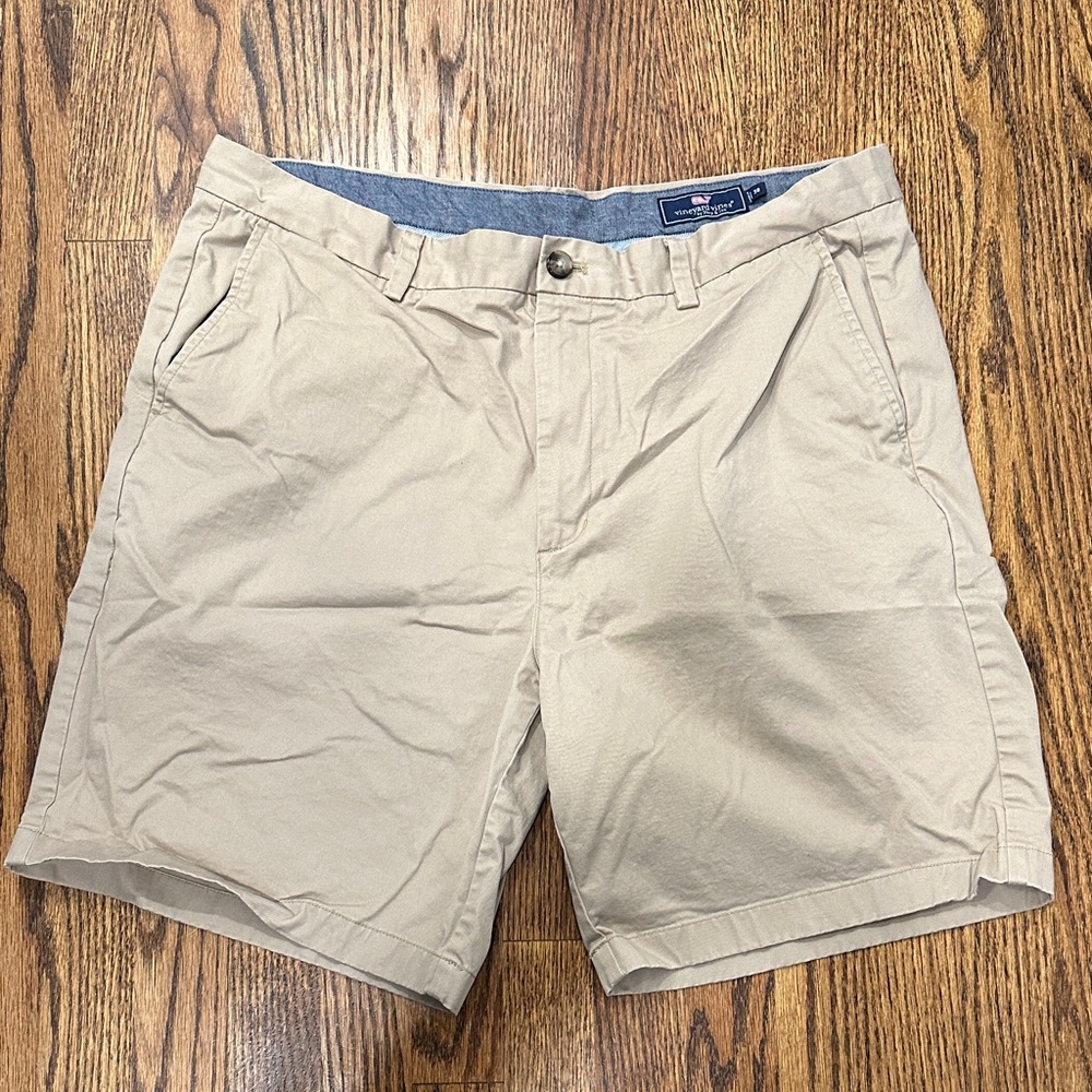 Vineyard Vines Men's Khaki Flat Front Shorts